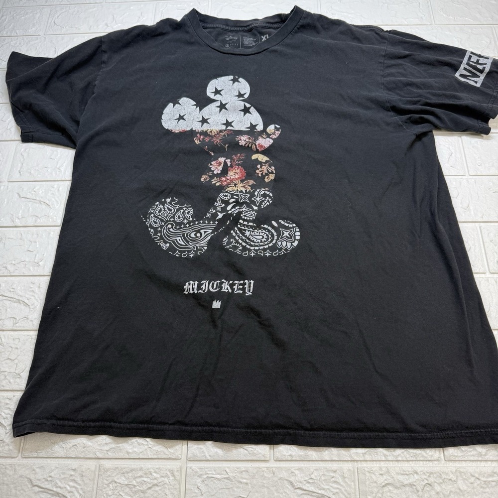Disney Collection By Neff Mickey Mouse Graphic Tshirt Black XL Floral Paisley